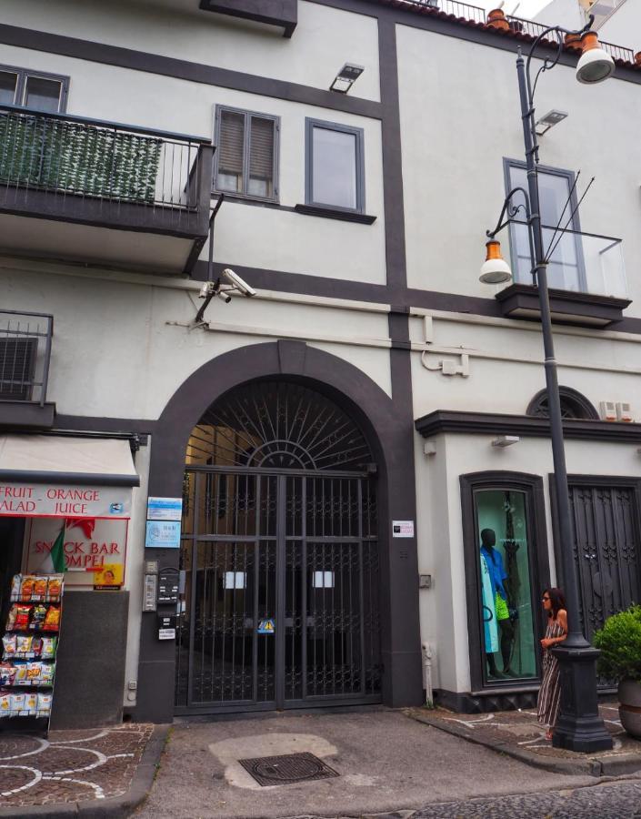 Domus Narciso Gallery Pompeia Exterior foto